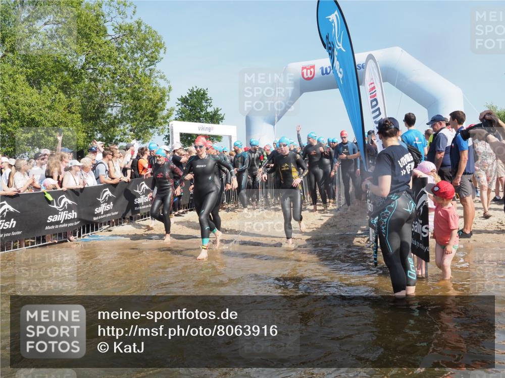 22.06.2025 - Viking Triathlon KatJ http://msf.ph/oto/8063916 22.06.2025 10:03:37 Schwimmen 42, 58, 62, 79, 148, 179, 182, 221, 434, 454, 556, 619, 635, 645, 659 meine-sportfotos.de