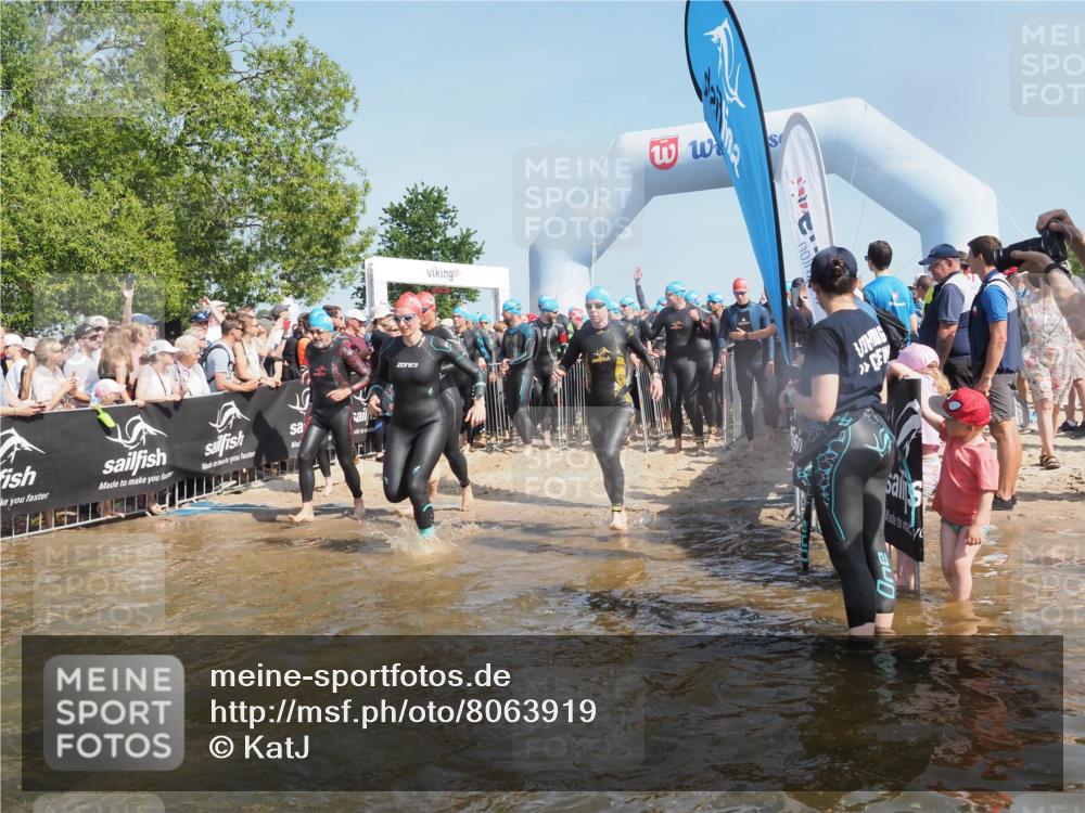 22.06.2025 - Viking Triathlon KatJ http://msf.ph/oto/8063919 22.06.2025 10:03:38 Schwimmen 42, 58, 62, 79, 148, 179, 182, 221, 434, 454, 556, 619, 635, 645, 659 meine-sportfotos.de