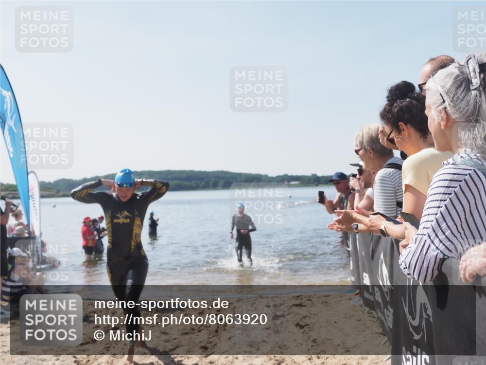 22.06.2025 - Viking Triathlon MichiJ http://msf.ph/oto/8063920 22.06.2025 10:26:22 Schwimmen 9, 526 meine-sportfotos.de