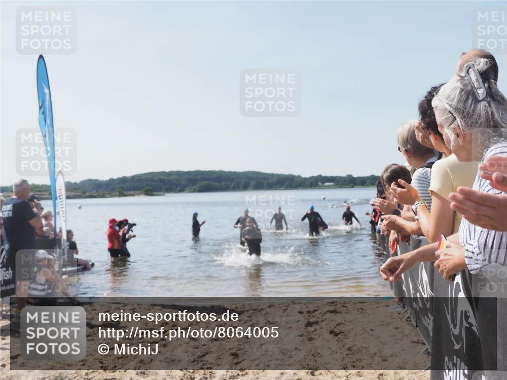 22.06.2025 - Viking Triathlon MichiJ http://msf.ph/oto/8064005 22.06.2025 10:27:00 Schwimmen 52, 81, 145, 288, 623, 661 meine-sportfotos.de