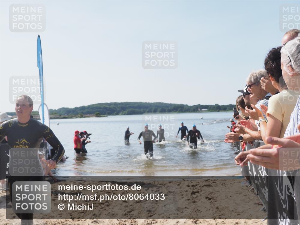 22.06.2025 - Viking Triathlon MichiJ http://msf.ph/oto/8064033 22.06.2025 10:27:04 Schwimmen 52, 81, 145, 288, 623, 661 meine-sportfotos.de