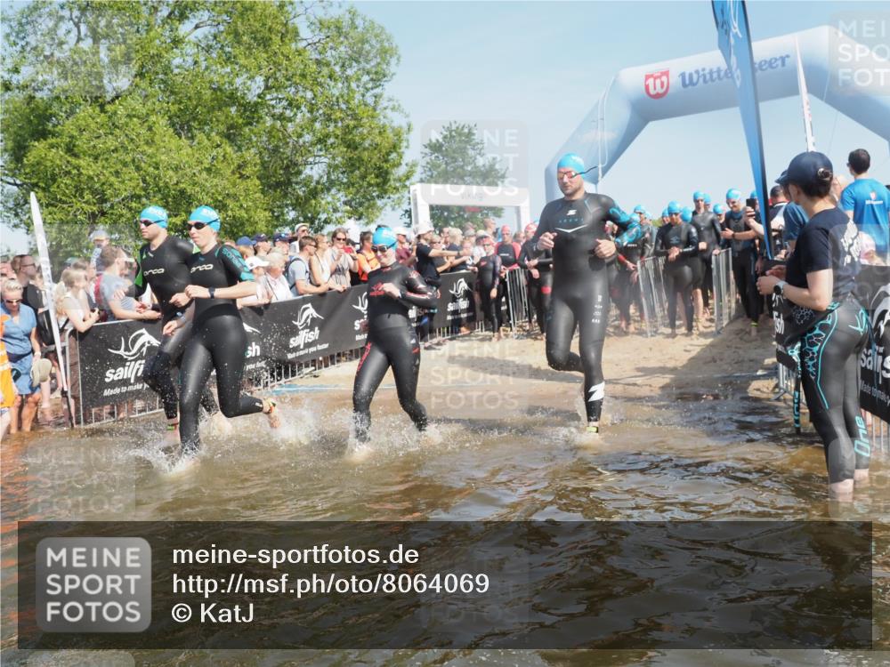 22.06.2025 - Viking Triathlon KatJ http://msf.ph/oto/8064069 22.06.2025 10:03:54 Schwimmen 26, 54, 77, 157, 215, 220, 242, 296, 336, 383, 396, 433, 451, 495, 639 meine-sportfotos.de