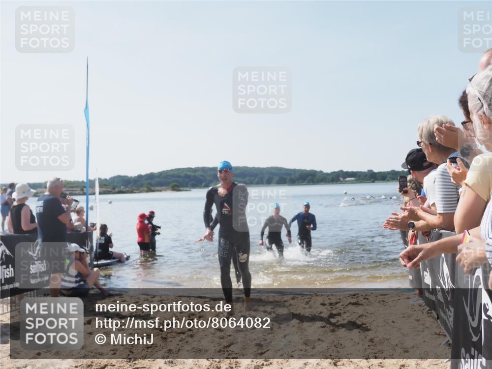 22.06.2025 - Viking Triathlon MichiJ http://msf.ph/oto/8064082 22.06.2025 10:27:10 Schwimmen 52, 81, 145, 623 meine-sportfotos.de