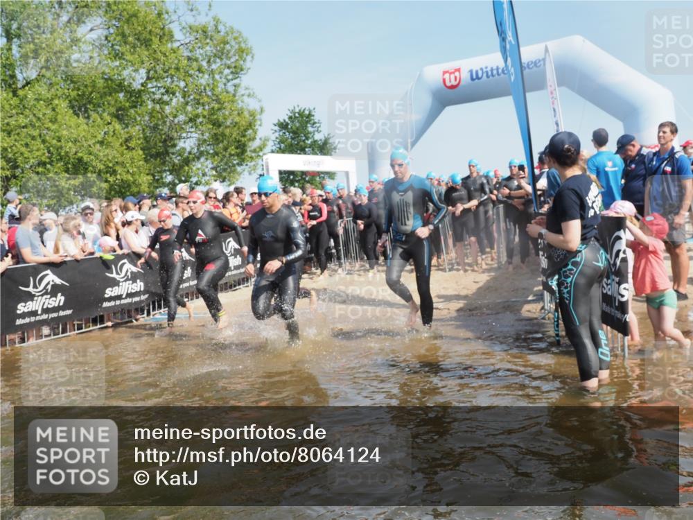 22.06.2025 - Viking Triathlon KatJ http://msf.ph/oto/8064124 22.06.2025 10:03:59 Schwimmen 26, 54, 215, 220, 240, 242, 313, 315, 336, 370, 383, 433, 448, 451, 614, 639, 657 meine-sportfotos.de