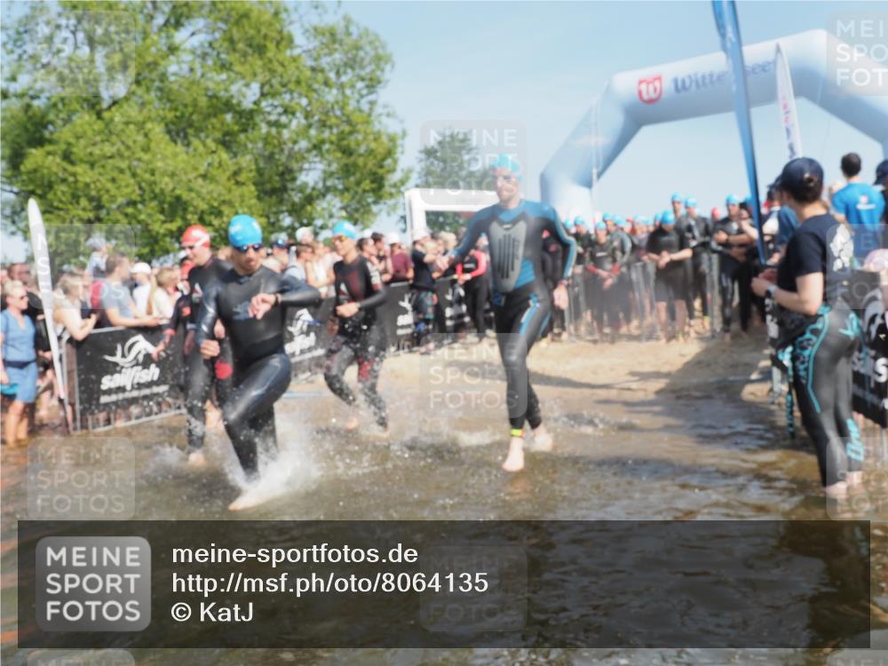 22.06.2025 - Viking Triathlon KatJ http://msf.ph/oto/8064135 22.06.2025 10:03:59 Schwimmen 26, 54, 215, 220, 240, 242, 313, 315, 336, 370, 383, 433, 448, 451, 614, 639, 657 meine-sportfotos.de