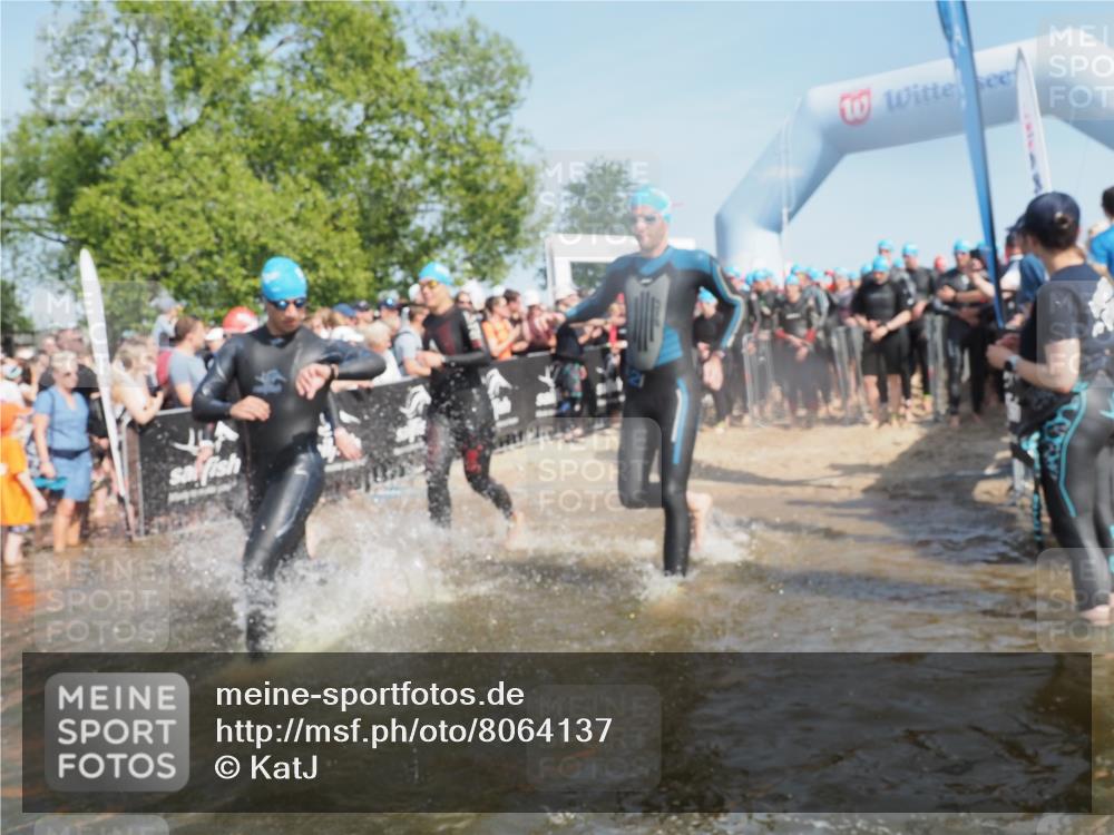 22.06.2025 - Viking Triathlon KatJ http://msf.ph/oto/8064137 22.06.2025 10:03:59 Schwimmen 26, 54, 215, 220, 240, 242, 313, 315, 336, 370, 383, 433, 448, 451, 614, 639, 657 meine-sportfotos.de