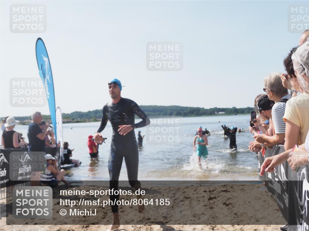22.06.2025 - Viking Triathlon MichiJ http://msf.ph/oto/8064185 22.06.2025 10:27:40 Schwimmen 1, 176, 198, 230, 272, 534, 611 meine-sportfotos.de
