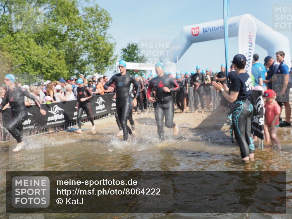 22.06.2025 - Viking Triathlon KatJ http://msf.ph/oto/8064222 22.06.2025 10:04:09 Schwimmen 156, 199, 240, 313, 315, 351, 370, 448, 474, 529, 614, 657 meine-sportfotos.de