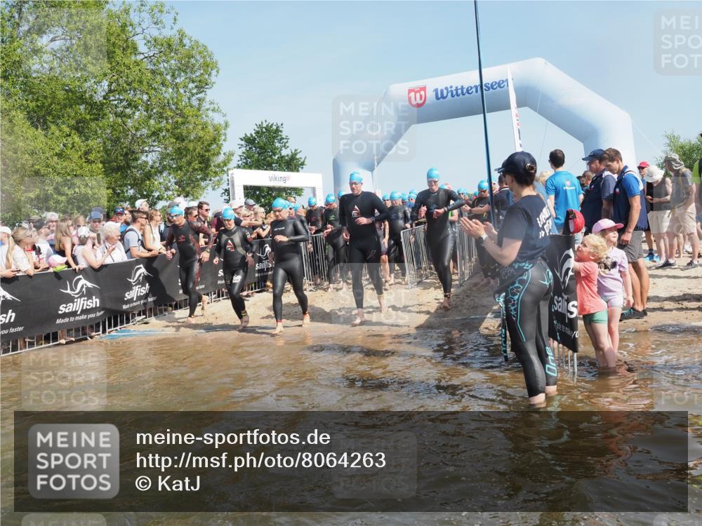 22.06.2025 - Viking Triathlon KatJ http://msf.ph/oto/8064263 22.06.2025 10:04:13 Schwimmen 141, 142, 156, 185, 199, 240, 276, 313, 351, 370, 448, 474, 493, 529, 614 meine-sportfotos.de