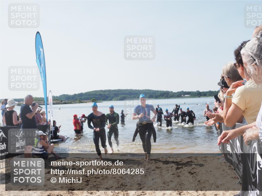 22.06.2025 - Viking Triathlon MichiJ http://msf.ph/oto/8064285 22.06.2025 10:27:57 Schwimmen 14, 90, 178, 196, 198, 230, 289, 401, 534, 616 meine-sportfotos.de