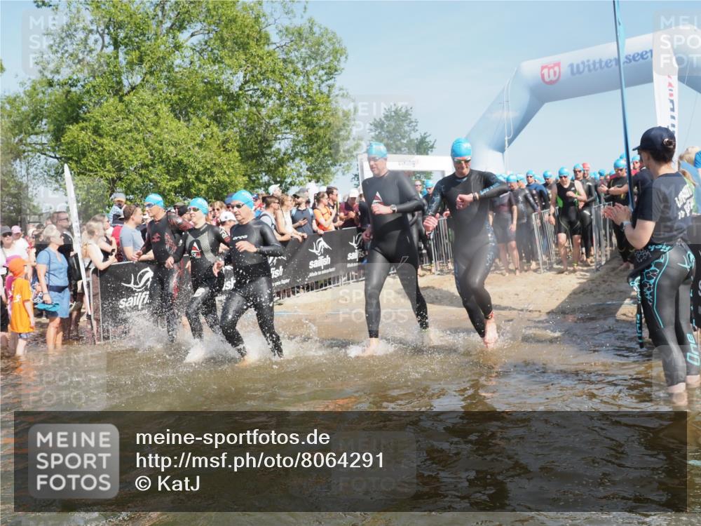 22.06.2025 - Viking Triathlon KatJ http://msf.ph/oto/8064291 22.06.2025 10:04:15 Schwimmen 115, 141, 142, 156, 185, 199, 253, 276, 351, 408, 474, 493, 529 meine-sportfotos.de