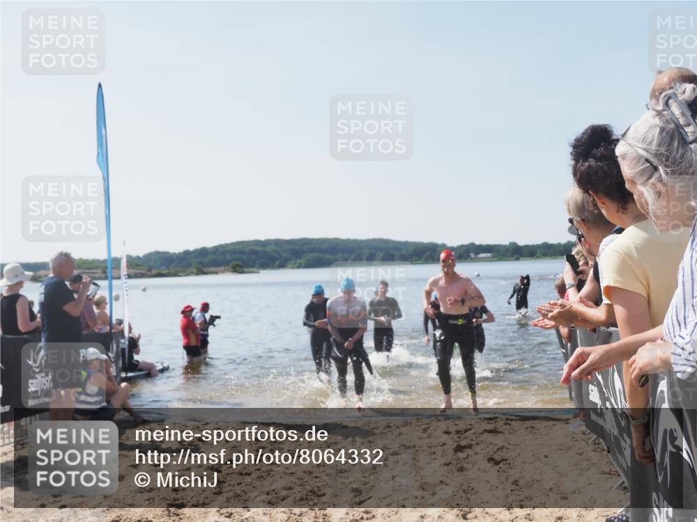 22.06.2025 - Viking Triathlon MichiJ http://msf.ph/oto/8064332 22.06.2025 10:28:04 Schwimmen 14, 90, 178, 196, 289, 367, 401, 616 meine-sportfotos.de