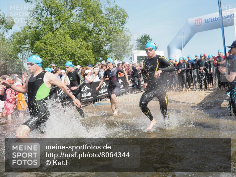 22.06.2025 - Viking Triathlon KatJ http://msf.ph/oto/8064344 22.06.2025 10:04:20 Schwimmen 115, 141, 142, 185, 195, 199, 209, 239, 253, 276, 335, 377, 408, 419, 447, 493 meine-sportfotos.de