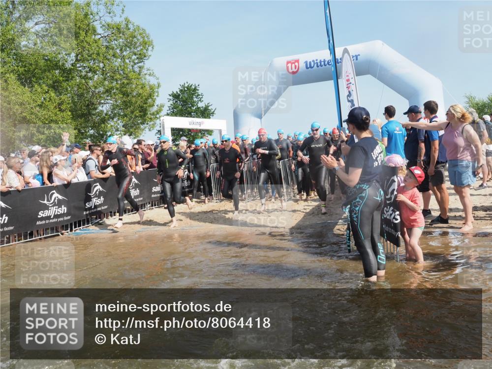 22.06.2025 - Viking Triathlon KatJ http://msf.ph/oto/8064418 22.06.2025 10:04:27 Schwimmen 115, 146, 195, 209, 239, 253, 335, 375, 377, 408, 419, 447, 457, 506, 629 meine-sportfotos.de