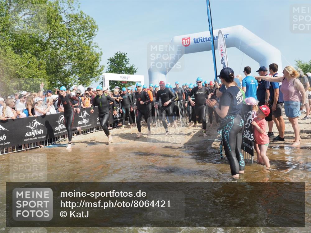 22.06.2025 - Viking Triathlon KatJ http://msf.ph/oto/8064421 22.06.2025 10:04:27 Schwimmen 115, 146, 195, 209, 239, 253, 335, 375, 377, 408, 419, 447, 457, 506, 629 meine-sportfotos.de