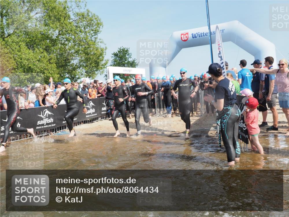 22.06.2025 - Viking Triathlon KatJ http://msf.ph/oto/8064434 22.06.2025 10:04:28 Schwimmen 115, 146, 195, 209, 238, 239, 253, 335, 375, 377, 408, 419, 447, 457, 506, 629, 662 meine-sportfotos.de