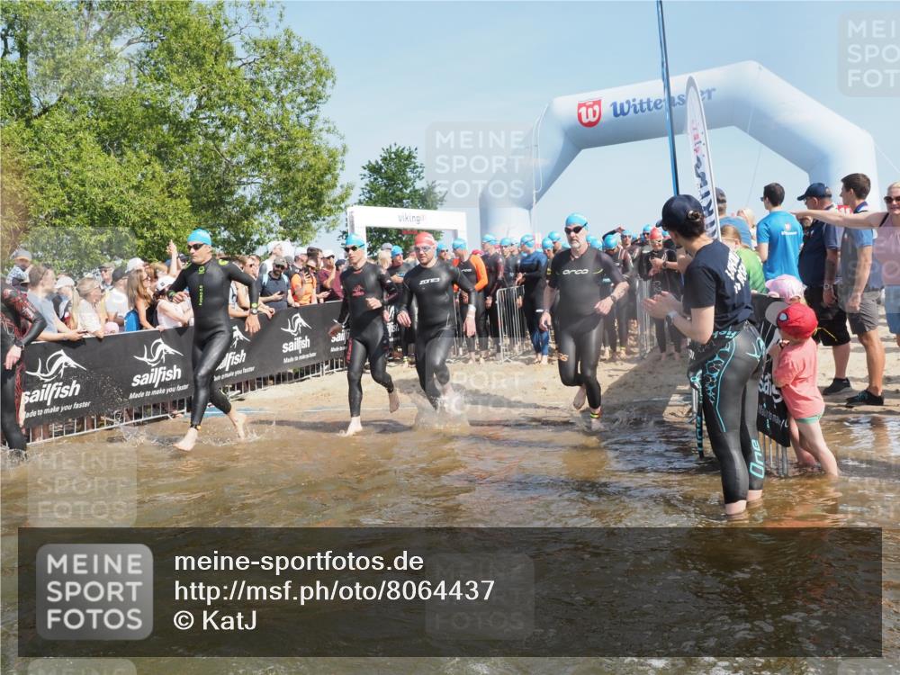 22.06.2025 - Viking Triathlon KatJ http://msf.ph/oto/8064437 22.06.2025 10:04:28 Schwimmen 115, 146, 195, 209, 238, 239, 253, 335, 375, 377, 408, 419, 447, 457, 506, 629, 662 meine-sportfotos.de