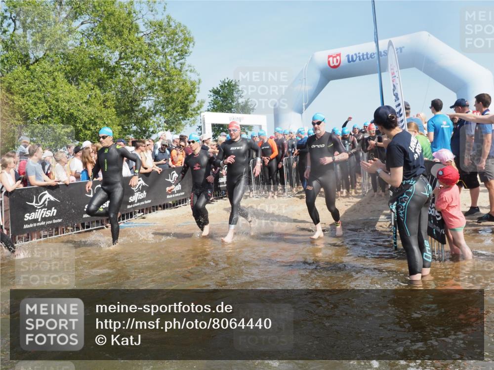 22.06.2025 - Viking Triathlon KatJ http://msf.ph/oto/8064440 22.06.2025 10:04:28 Schwimmen 115, 146, 195, 209, 238, 239, 253, 335, 375, 377, 408, 419, 447, 457, 506, 629, 662 meine-sportfotos.de