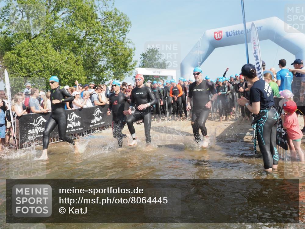 22.06.2025 - Viking Triathlon KatJ http://msf.ph/oto/8064445 22.06.2025 10:04:28 Schwimmen 115, 146, 195, 209, 238, 239, 253, 335, 375, 377, 408, 419, 447, 457, 506, 629, 662 meine-sportfotos.de