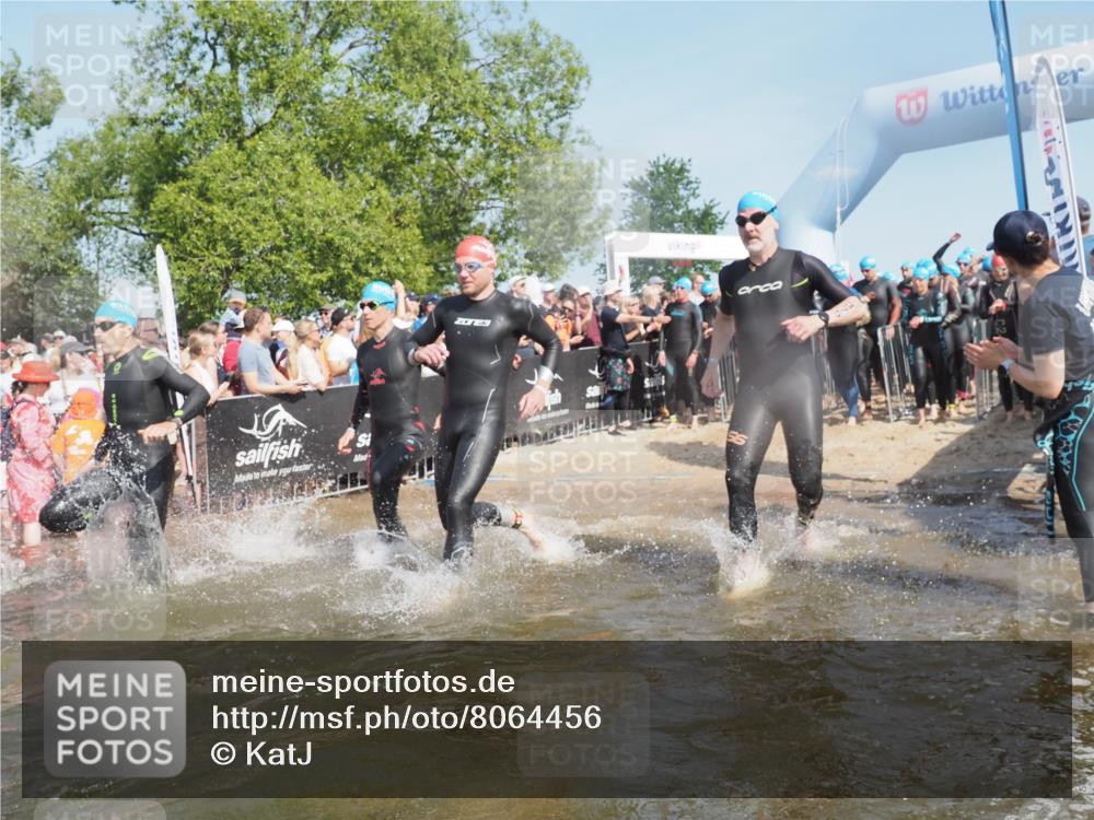 22.06.2025 - Viking Triathlon KatJ http://msf.ph/oto/8064456 22.06.2025 10:04:29 Schwimmen 115, 146, 195, 209, 238, 239, 253, 327, 335, 375, 377, 408, 419, 447, 457, 482, 506, 514, 629, 662 meine-sportfotos.de