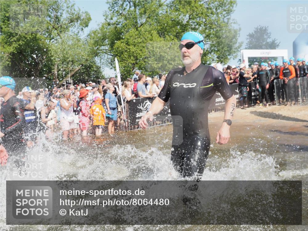 22.06.2025 - Viking Triathlon KatJ http://msf.ph/oto/8064480 22.06.2025 10:04:30 Schwimmen 146, 195, 209, 238, 239, 327, 335, 375, 377, 419, 447, 457, 482, 506, 514, 629, 662 meine-sportfotos.de