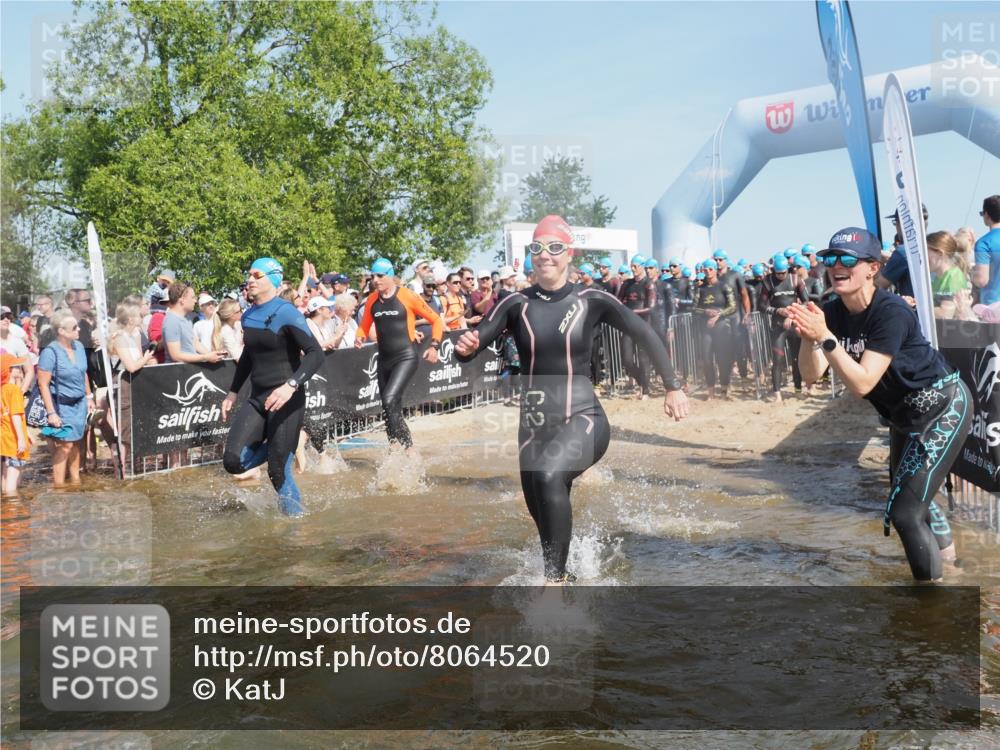 22.06.2025 - Viking Triathlon KatJ http://msf.ph/oto/8064520 22.06.2025 10:04:33 Schwimmen 146, 209, 238, 239, 327, 335, 375, 419, 447, 457, 482, 506, 514, 629, 662 meine-sportfotos.de