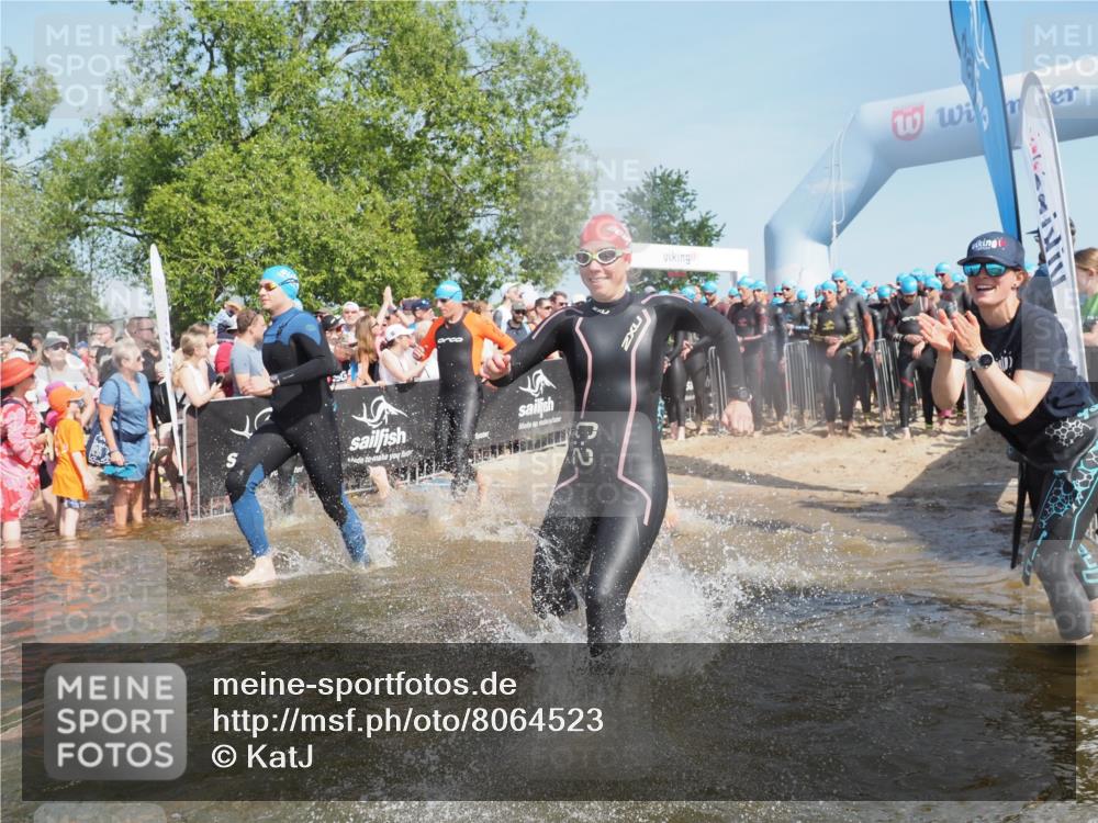 22.06.2025 - Viking Triathlon KatJ http://msf.ph/oto/8064523 22.06.2025 10:04:33 Schwimmen 146, 209, 238, 239, 327, 335, 375, 419, 447, 457, 482, 506, 514, 629, 662 meine-sportfotos.de