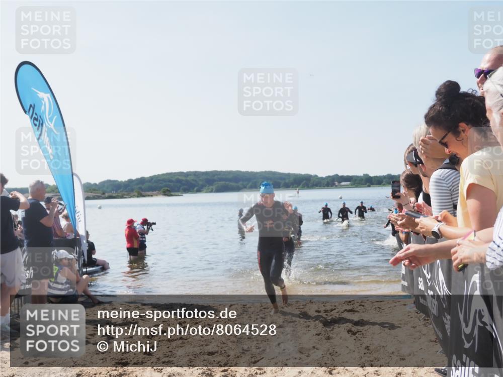 22.06.2025 - Viking Triathlon MichiJ http://msf.ph/oto/8064528 22.06.2025 10:28:54 Schwimmen 12, 15, 152, 301, 310, 368, 384, 414, 443, 604, 628 meine-sportfotos.de