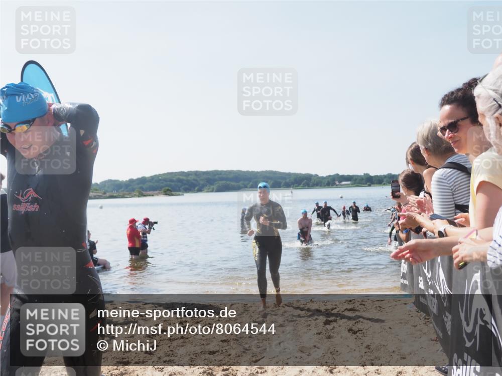 22.06.2025 - Viking Triathlon MichiJ http://msf.ph/oto/8064544 22.06.2025 10:28:55 Schwimmen 12, 15, 152, 200, 301, 310, 368, 384, 414, 443, 604, 628 meine-sportfotos.de
