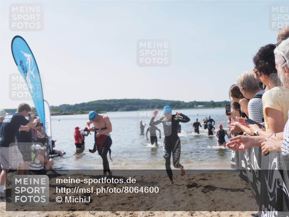 22.06.2025 - Viking Triathlon MichiJ http://msf.ph/oto/8064600 22.06.2025 10:29:01 Schwimmen 7, 12, 15, 152, 200, 310, 384, 414, 443, 604, 628 meine-sportfotos.de