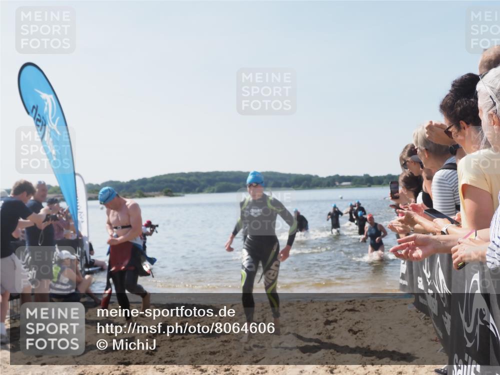 22.06.2025 - Viking Triathlon MichiJ http://msf.ph/oto/8064606 22.06.2025 10:29:02 Schwimmen 7, 12, 15, 152, 200, 310, 384, 414, 443, 604, 628 meine-sportfotos.de