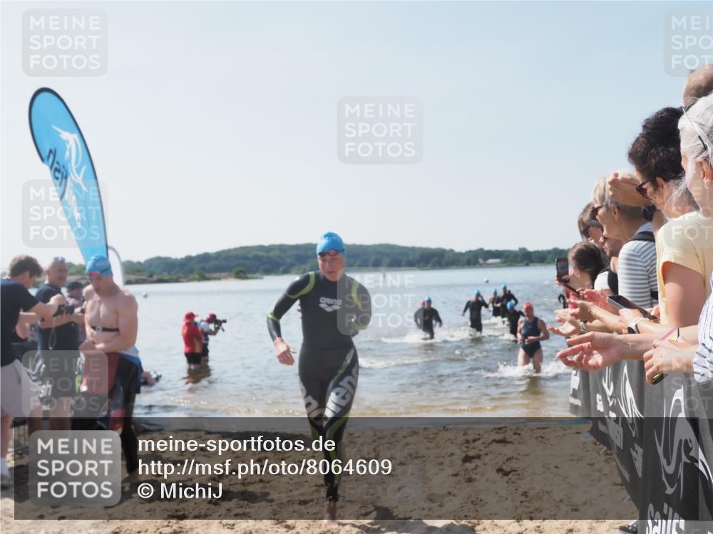 22.06.2025 - Viking Triathlon MichiJ http://msf.ph/oto/8064609 22.06.2025 10:29:02 Schwimmen 7, 12, 15, 152, 200, 310, 384, 414, 443, 604, 628 meine-sportfotos.de