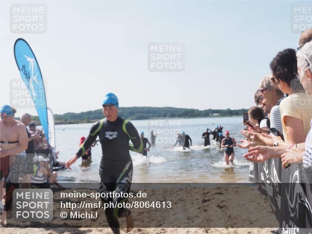 22.06.2025 - Viking Triathlon MichiJ http://msf.ph/oto/8064613 22.06.2025 10:29:02 Schwimmen 7, 12, 15, 152, 200, 310, 384, 414, 443, 604, 628 meine-sportfotos.de