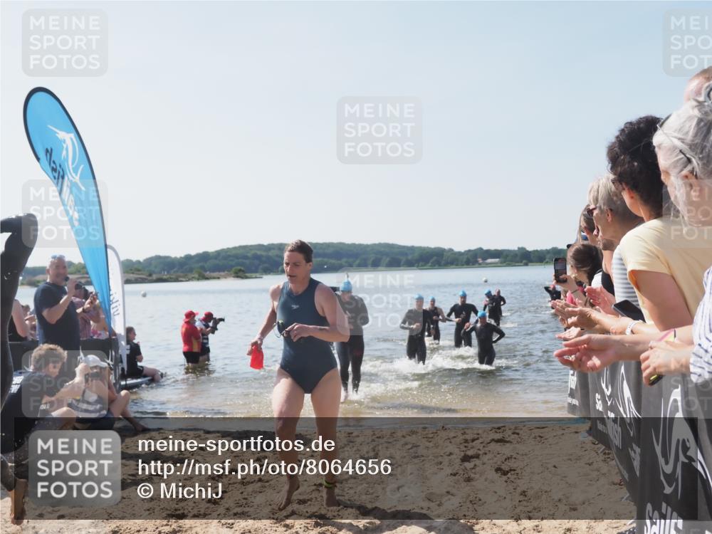 22.06.2025 - Viking Triathlon MichiJ http://msf.ph/oto/8064656 22.06.2025 10:29:07 Schwimmen 7, 12, 152, 200, 310, 384, 443, 458, 604, 628, 652 meine-sportfotos.de