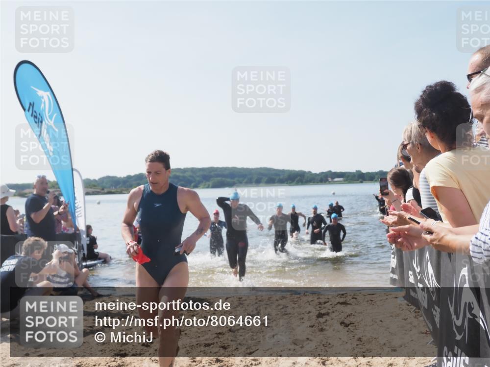 22.06.2025 - Viking Triathlon MichiJ http://msf.ph/oto/8064661 22.06.2025 10:29:08 Schwimmen 7, 12, 152, 200, 310, 384, 443, 458, 604, 628, 652 meine-sportfotos.de