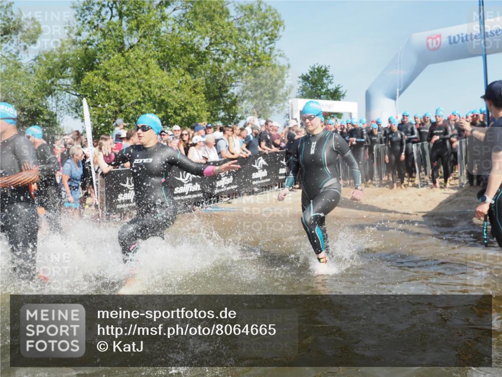 22.06.2025 - Viking Triathlon KatJ http://msf.ph/oto/8064665 22.06.2025 10:04:44 Schwimmen 29, 55, 70, 72, 85, 86, 245, 248, 281, 312, 316, 411, 428, 515, 550 meine-sportfotos.de