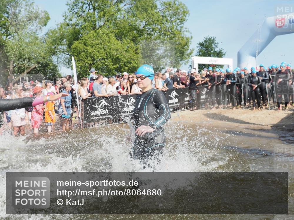 22.06.2025 - Viking Triathlon KatJ http://msf.ph/oto/8064680 22.06.2025 10:04:45 Schwimmen 29, 55, 70, 72, 85, 86, 245, 248, 281, 312, 316, 411, 428, 515, 550 meine-sportfotos.de