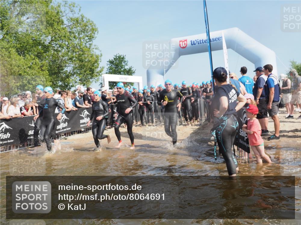 22.06.2025 - Viking Triathlon KatJ http://msf.ph/oto/8064691 22.06.2025 10:04:48 Schwimmen 29, 55, 70, 72, 85, 86, 245, 248, 281, 312, 316, 411, 428, 515, 550 meine-sportfotos.de