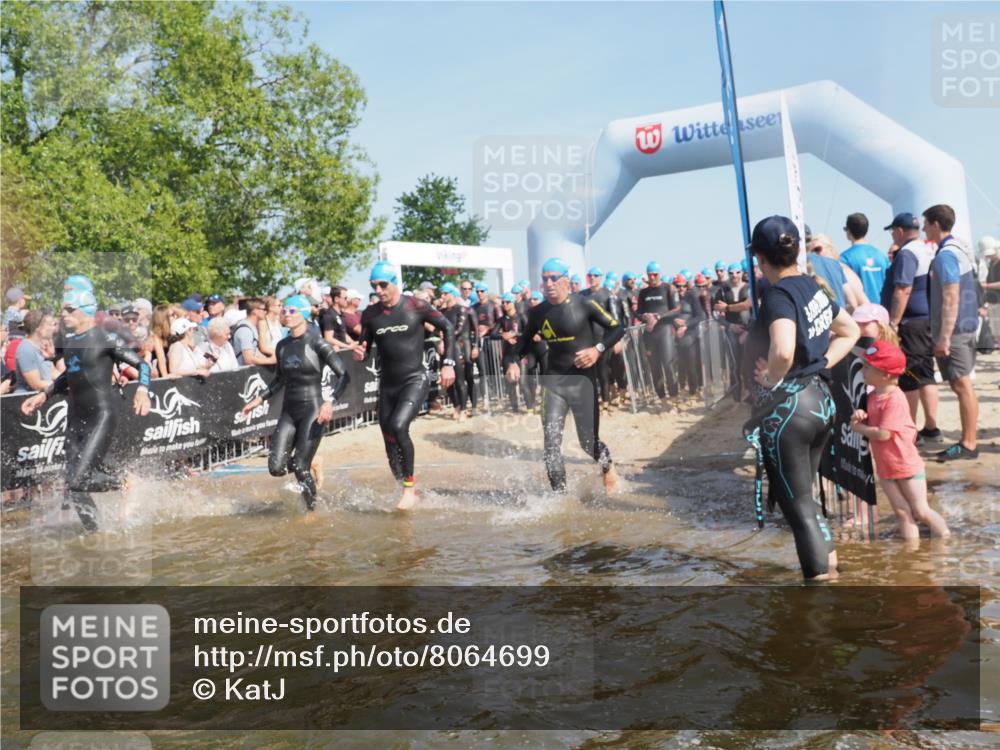 22.06.2025 - Viking Triathlon KatJ http://msf.ph/oto/8064699 22.06.2025 10:04:48 Schwimmen 29, 55, 70, 72, 85, 86, 245, 248, 281, 312, 316, 411, 428, 515, 550 meine-sportfotos.de