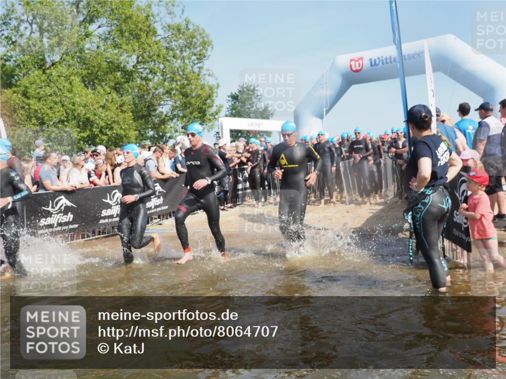 22.06.2025 - Viking Triathlon KatJ http://msf.ph/oto/8064707 22.06.2025 10:04:49 Schwimmen 29, 70, 72, 86, 245, 248, 281, 295, 312, 316, 411, 509, 515 meine-sportfotos.de
