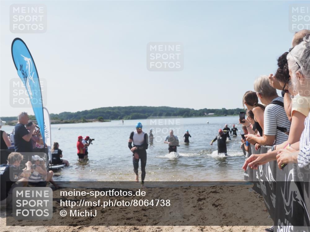 22.06.2025 - Viking Triathlon MichiJ http://msf.ph/oto/8064738 22.06.2025 10:29:17 Schwimmen 7, 11, 30, 33, 243, 458, 612, 652 meine-sportfotos.de