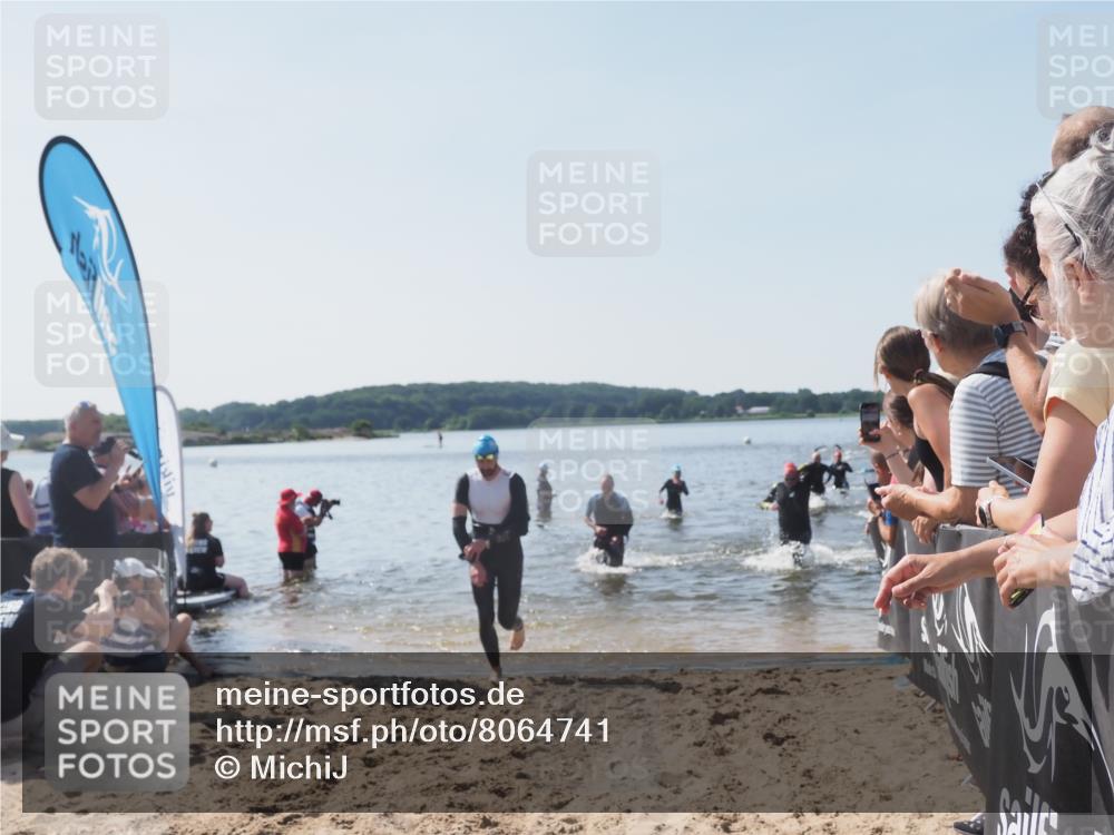 22.06.2025 - Viking Triathlon MichiJ http://msf.ph/oto/8064741 22.06.2025 10:29:18 Schwimmen 7, 11, 30, 33, 243, 458, 612, 652 meine-sportfotos.de