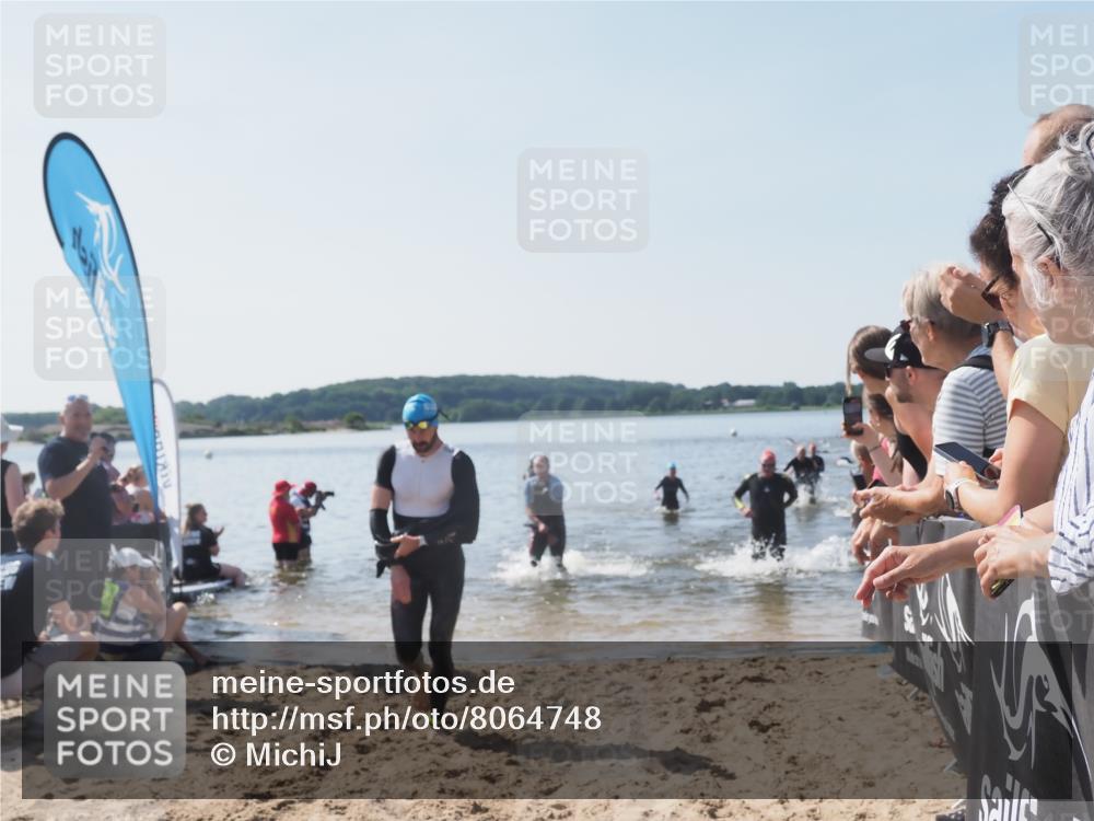 22.06.2025 - Viking Triathlon MichiJ http://msf.ph/oto/8064748 22.06.2025 10:29:19 Schwimmen 7, 11, 30, 33, 243, 458, 612, 652 meine-sportfotos.de