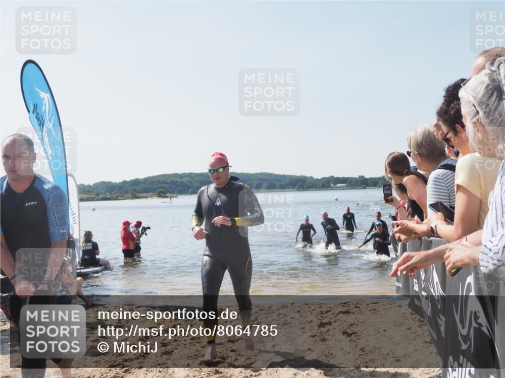 22.06.2025 - Viking Triathlon MichiJ http://msf.ph/oto/8064785 22.06.2025 10:29:23 Schwimmen 6, 11, 30, 33, 243, 458, 612, 652 meine-sportfotos.de