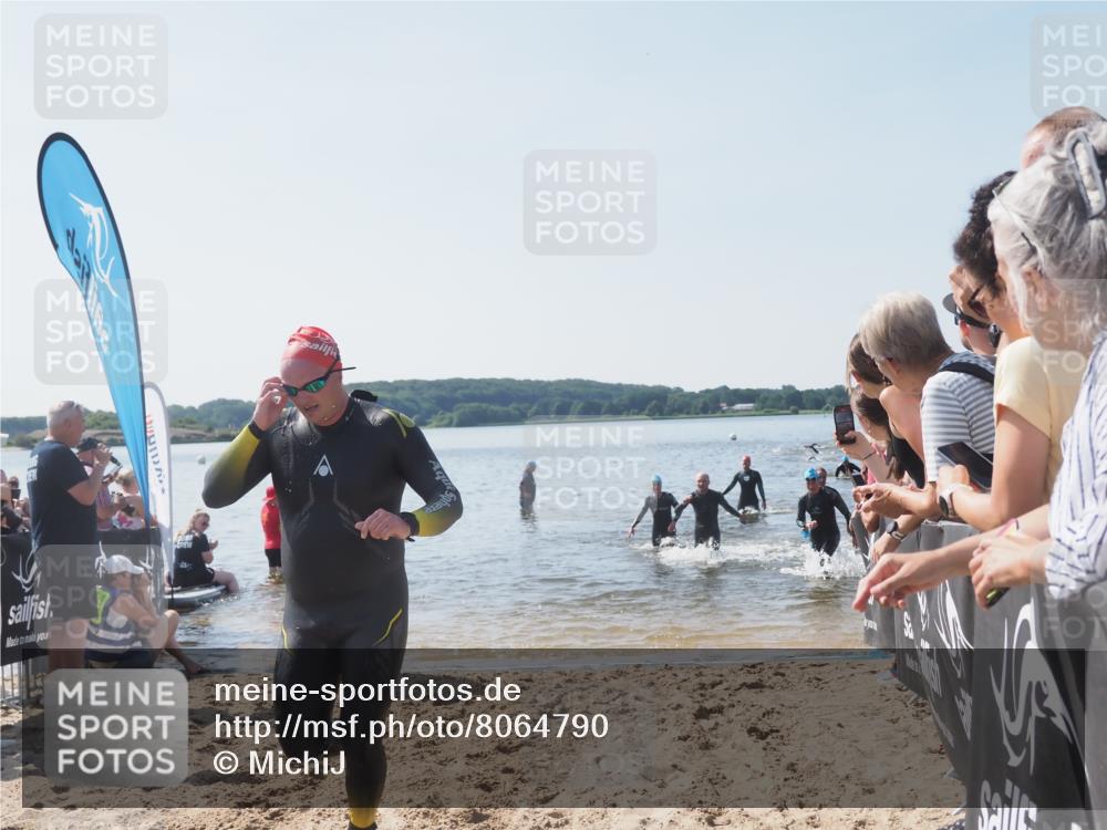 22.06.2025 - Viking Triathlon MichiJ http://msf.ph/oto/8064790 22.06.2025 10:29:24 Schwimmen 6, 11, 30, 33, 243, 458, 612, 652 meine-sportfotos.de