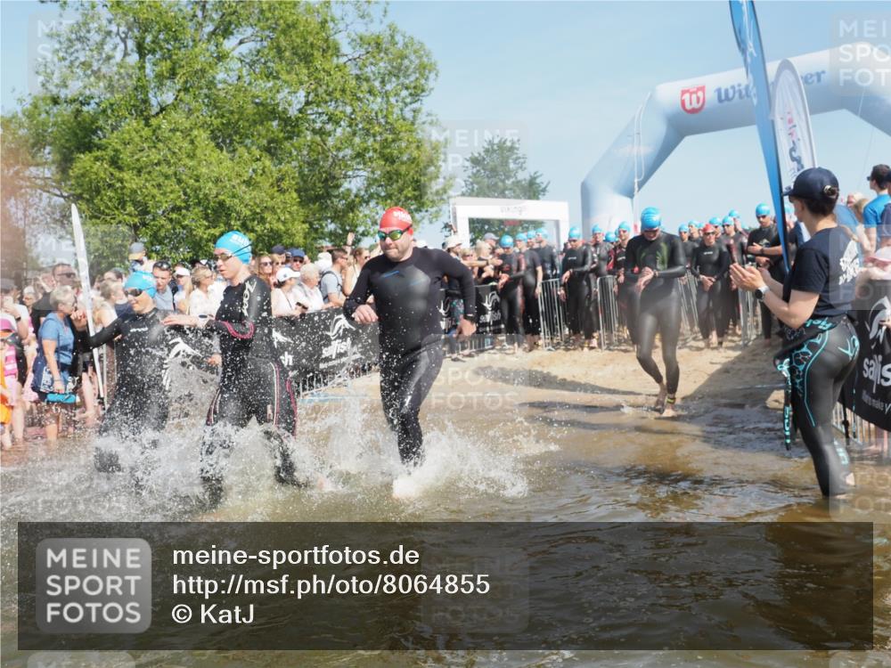 22.06.2025 - Viking Triathlon KatJ http://msf.ph/oto/8064855 22.06.2025 10:04:59 Schwimmen 197, 232, 254, 295, 362, 386, 394, 407, 416, 423, 500, 509, 527, 605, 620 meine-sportfotos.de