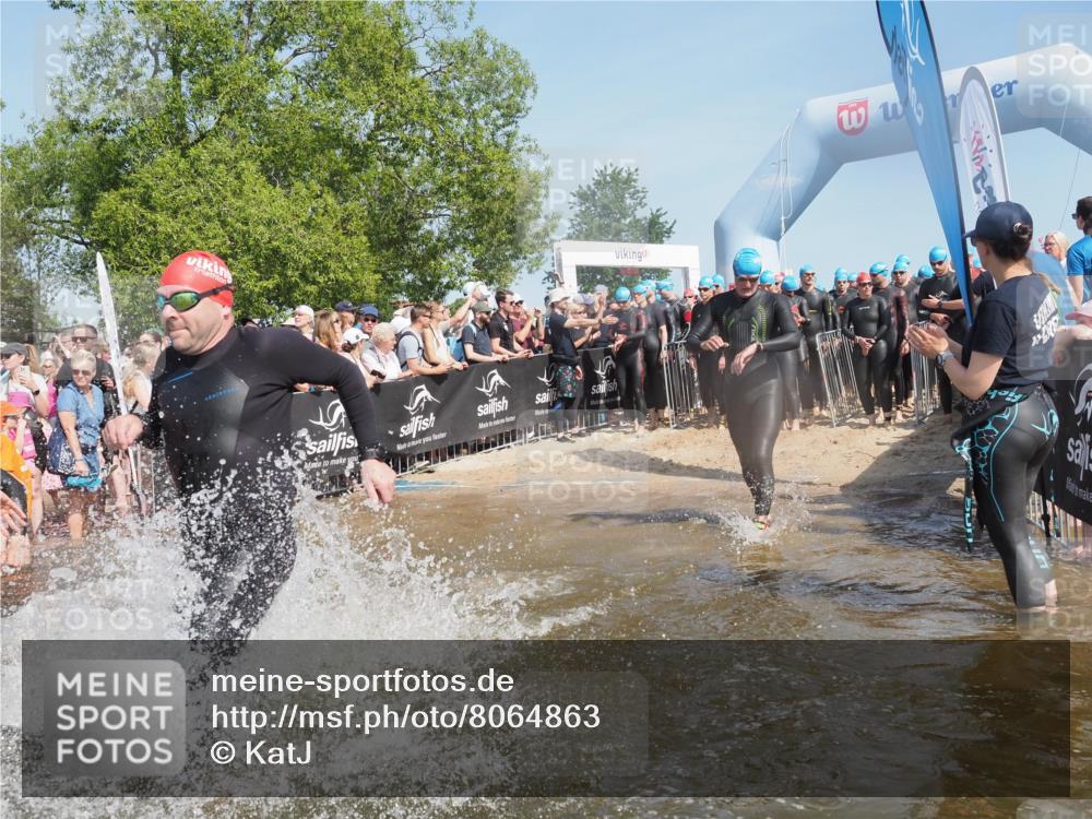 22.06.2025 - Viking Triathlon KatJ http://msf.ph/oto/8064863 22.06.2025 10:05:00 Schwimmen 197, 232, 254, 295, 362, 386, 394, 407, 416, 423, 500, 509, 527, 605, 620 meine-sportfotos.de