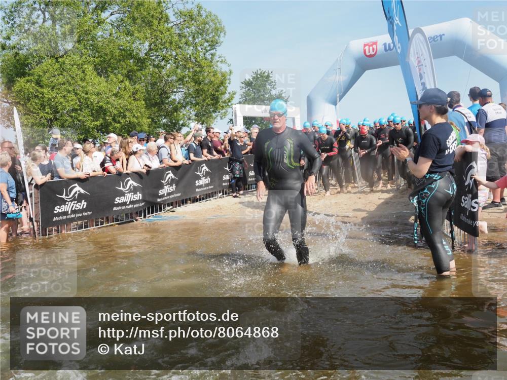 22.06.2025 - Viking Triathlon KatJ http://msf.ph/oto/8064868 22.06.2025 10:05:01 Schwimmen 197, 232, 254, 295, 362, 386, 394, 407, 416, 423, 500, 509, 527, 605, 620 meine-sportfotos.de