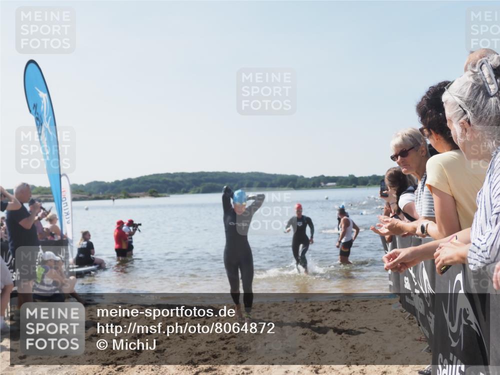 22.06.2025 - Viking Triathlon MichiJ http://msf.ph/oto/8064872 22.06.2025 10:29:34 Schwimmen 6, 243, 612 meine-sportfotos.de