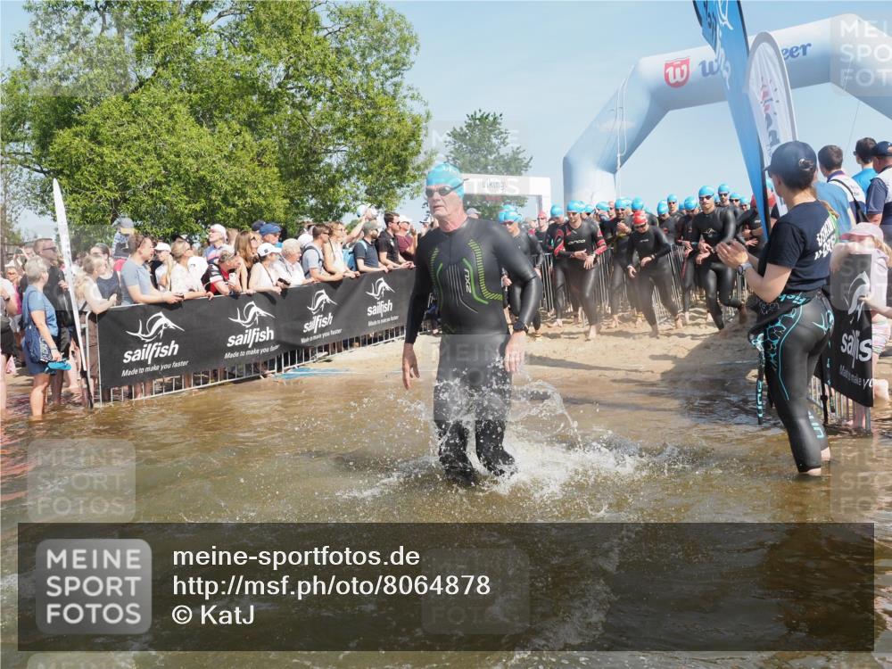 22.06.2025 - Viking Triathlon KatJ http://msf.ph/oto/8064878 22.06.2025 10:05:01 Schwimmen 197, 232, 254, 295, 362, 386, 394, 407, 416, 423, 500, 509, 527, 605, 620 meine-sportfotos.de